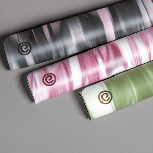 Tapete de Yoga em PU 4.5mm | PRO Colors Tie Dye - PRETO E ROSA